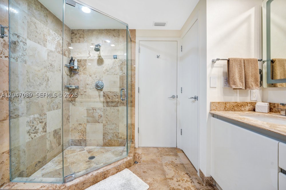 1455 Ocean Dr #904, Miami Beach FL 33139