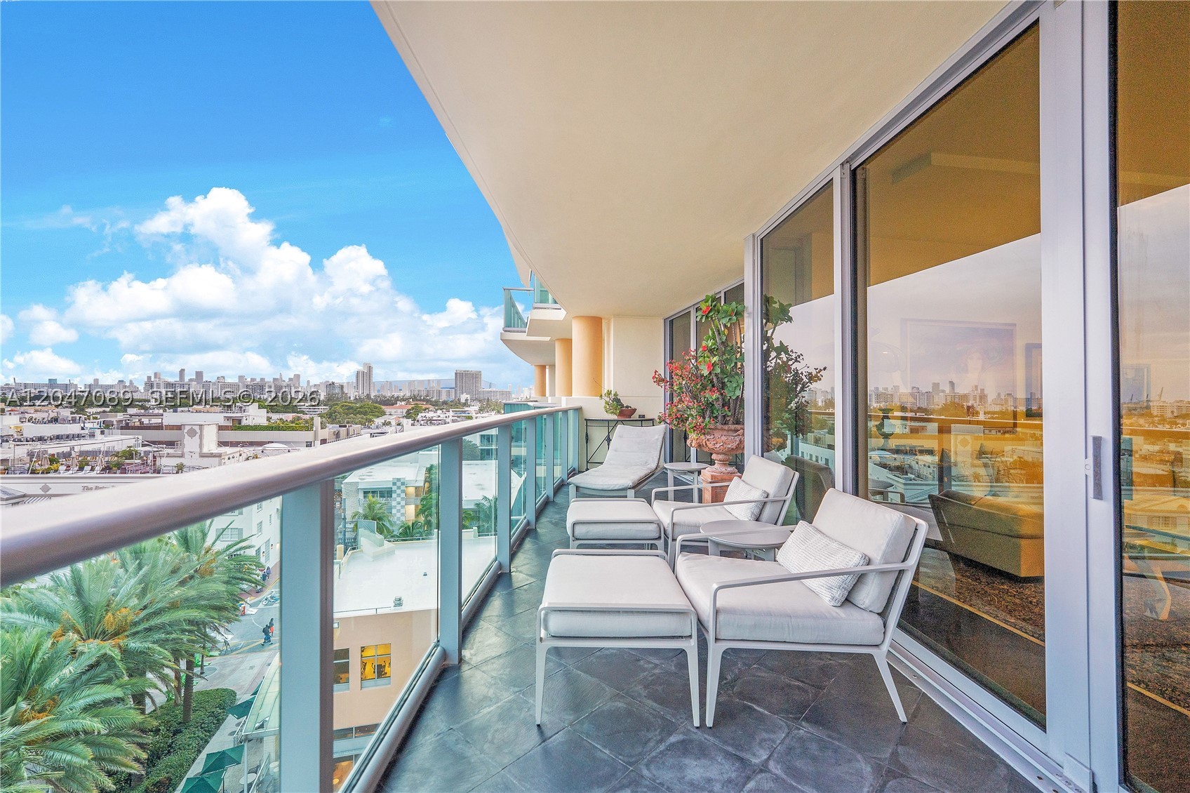 1455 Ocean Dr #904, Miami Beach FL 33139