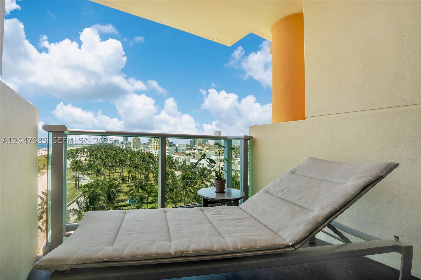 1455 Ocean Dr #904, Miami Beach FL 33139