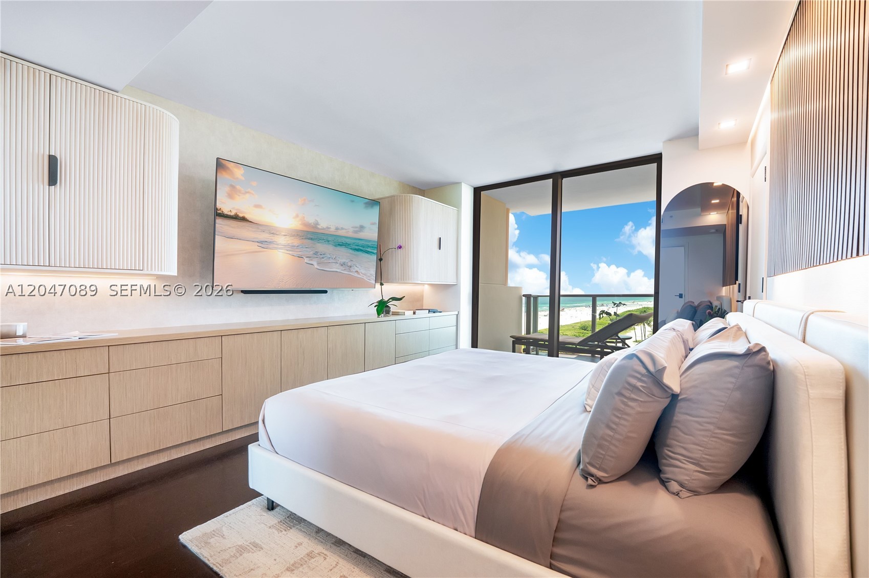 1455 Ocean Dr #904, Miami Beach FL 33139