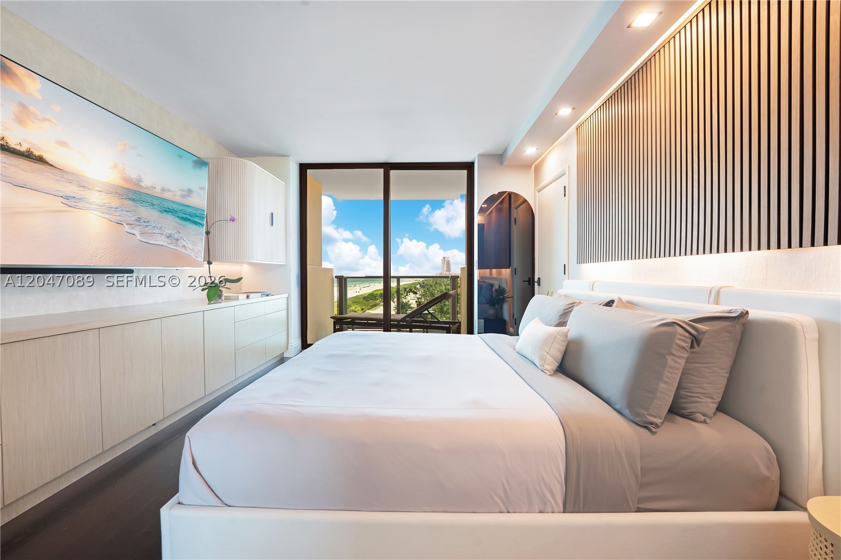 1455 Ocean Dr #904, Miami Beach FL 33139