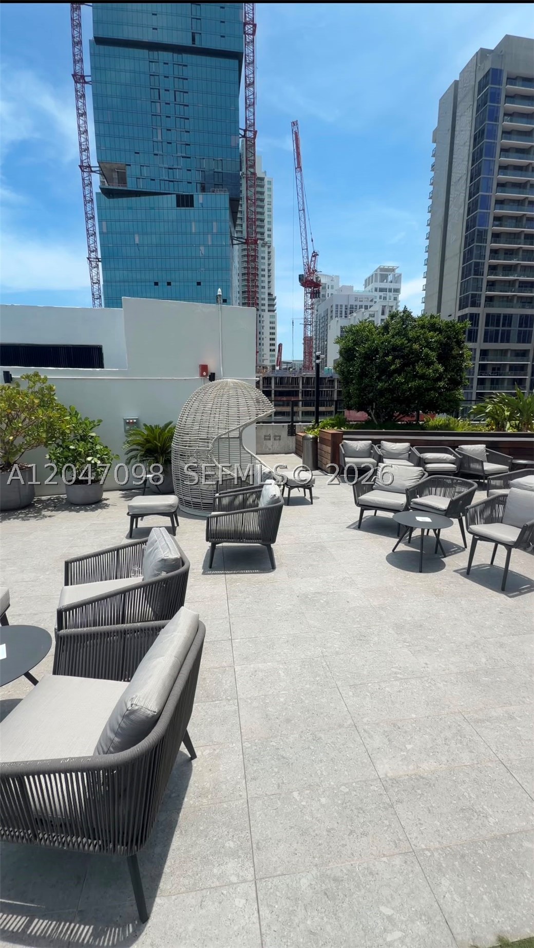 398 NE 5th St #4210, Miami FL 33132