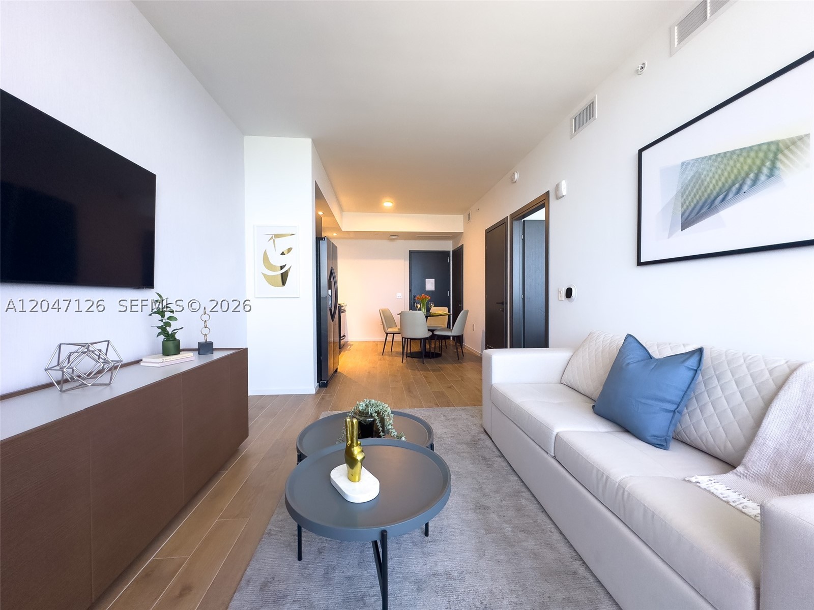 398 NE 5th St #4210, Miami FL 33132