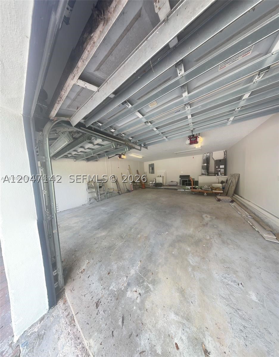 2701 NW 105th Ter, Coral Springs FL 33065