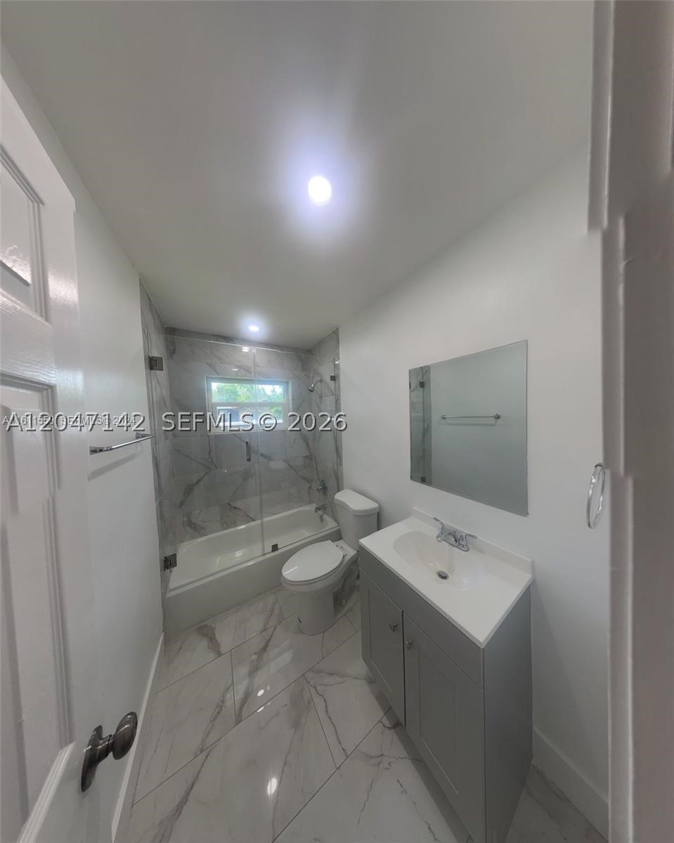 2701 NW 105th Ter, Coral Springs FL 33065