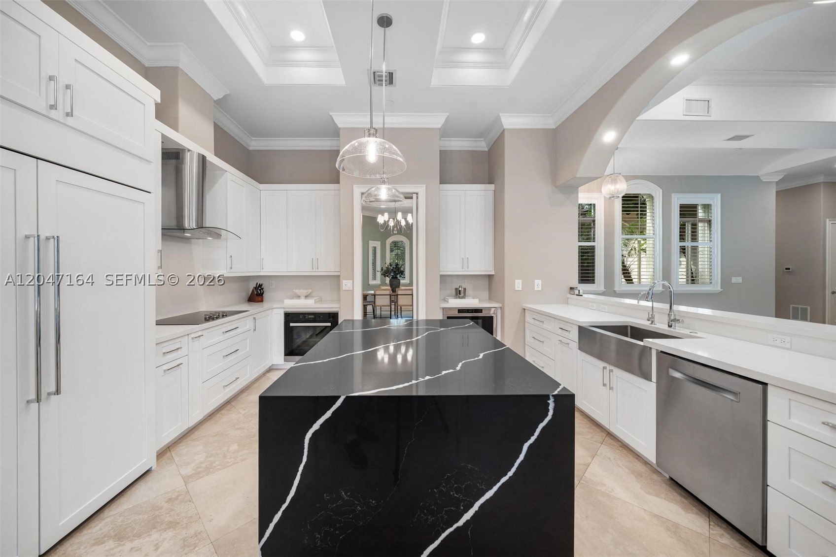 6890 SW 94th St, Pinecrest FL 33156