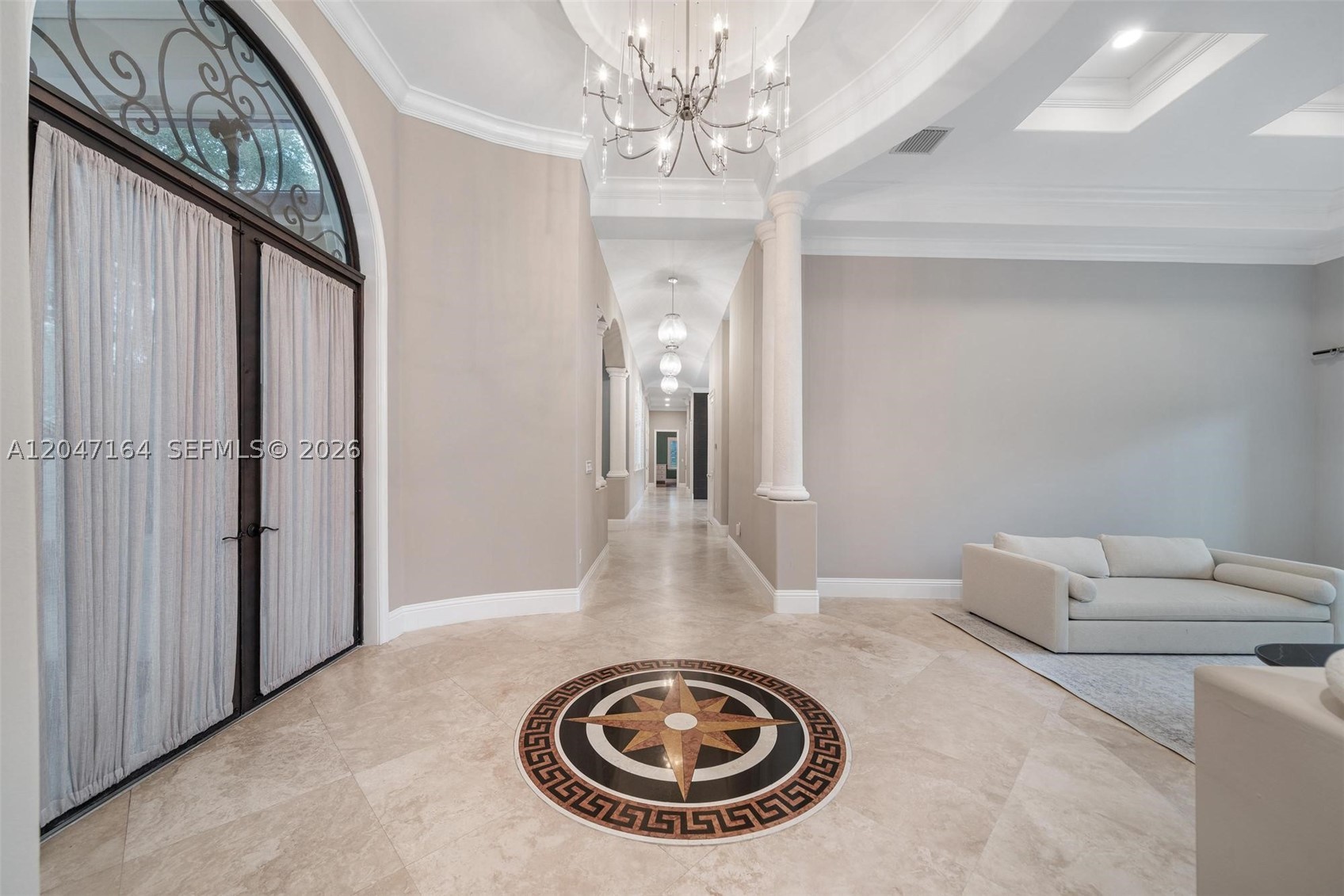 6890 SW 94th St, Pinecrest FL 33156