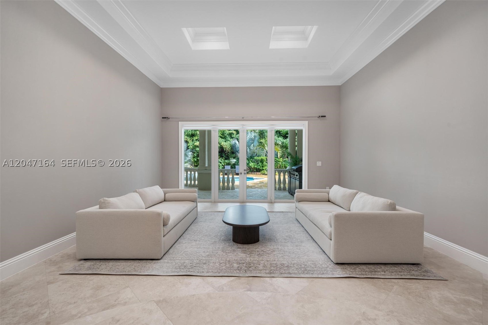 6890 SW 94th St, Pinecrest FL 33156