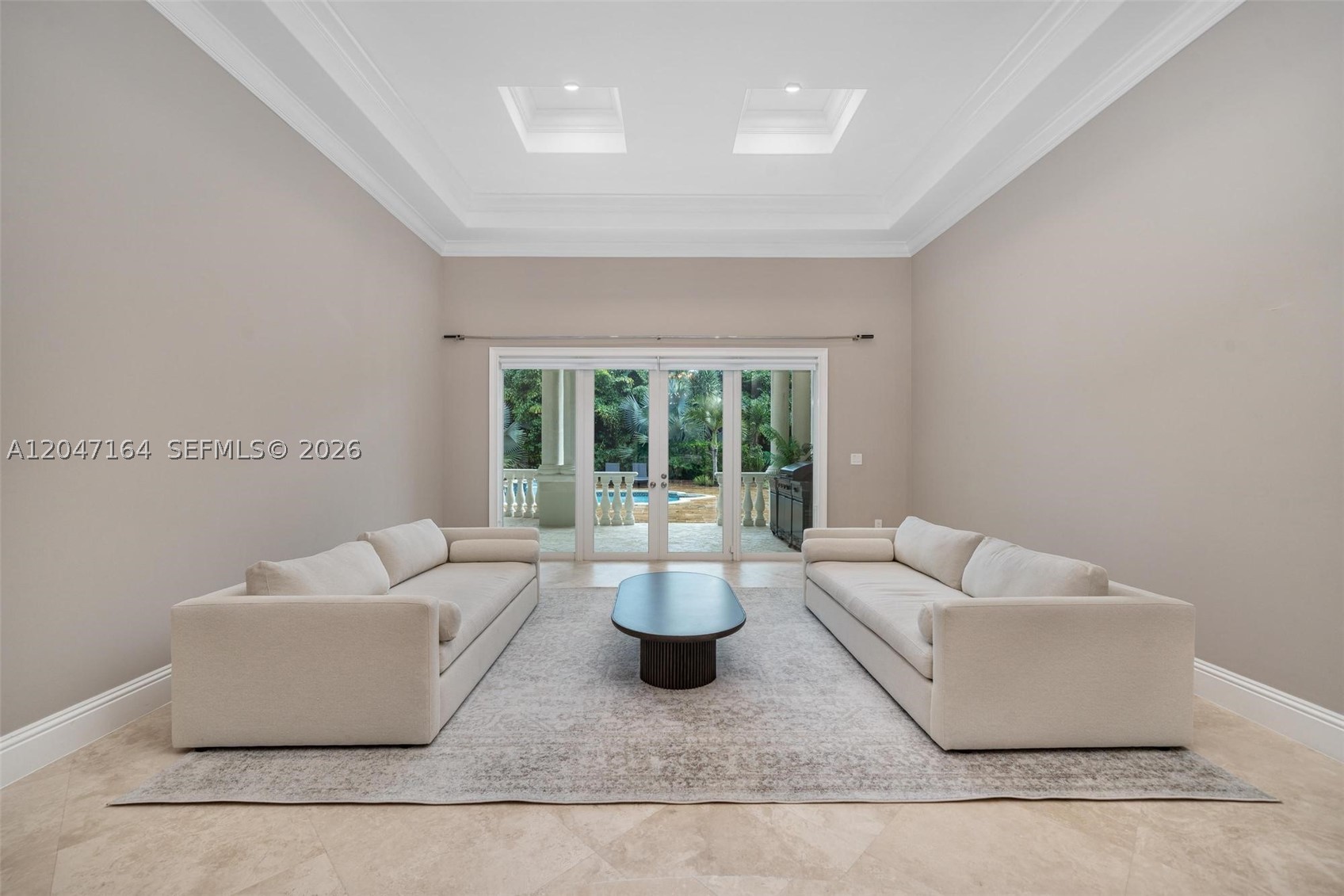 6890 SW 94th St, Pinecrest FL 33156