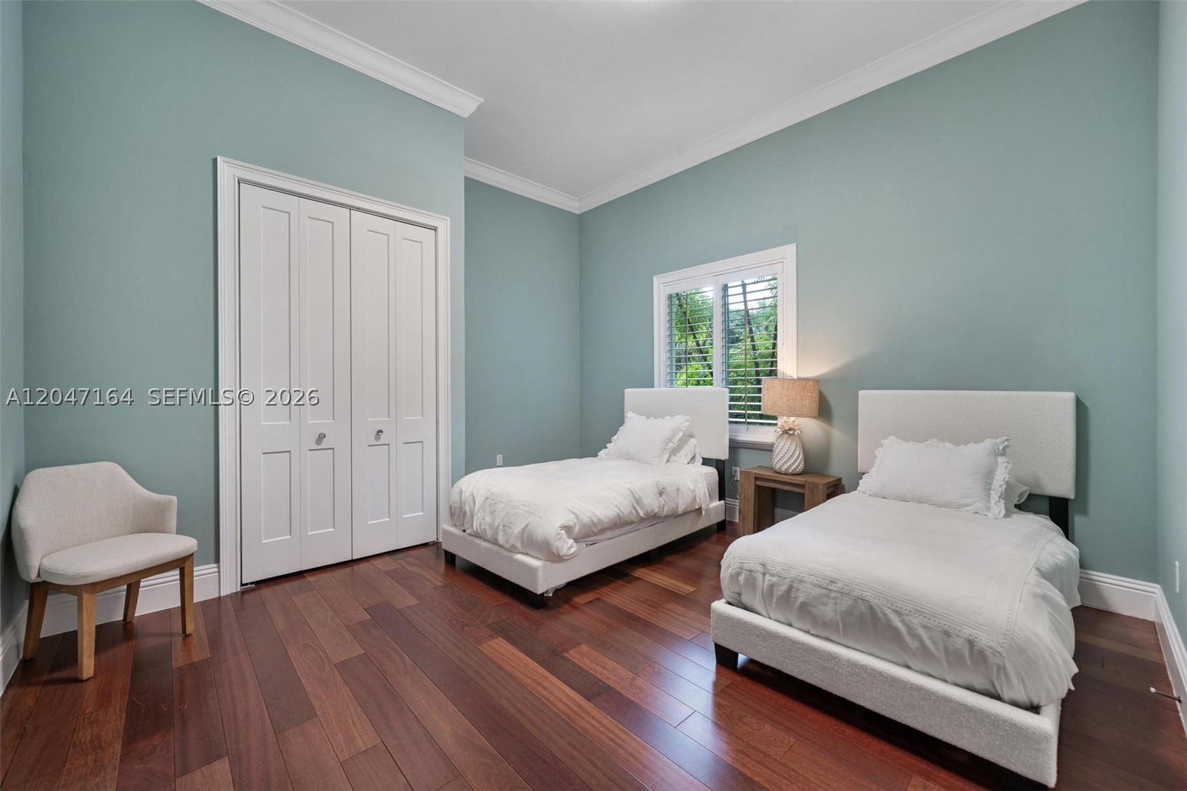 6890 SW 94th St, Pinecrest FL 33156