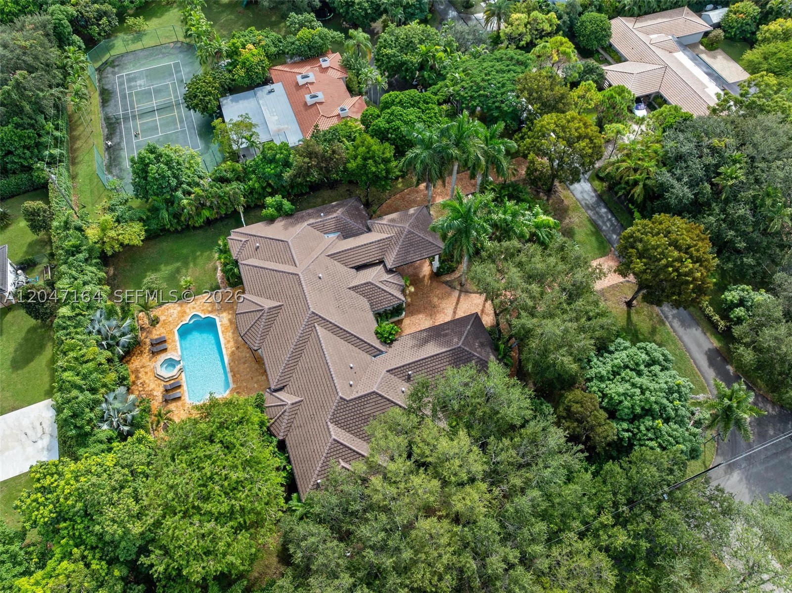 6890 SW 94th St, Pinecrest FL 33156