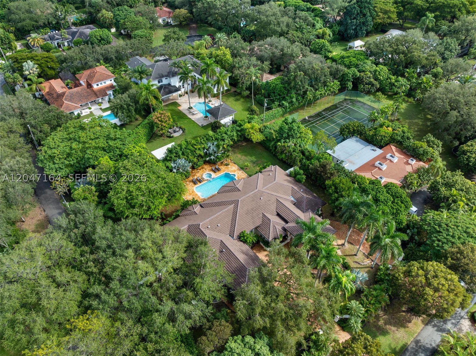 6890 SW 94th St, Pinecrest FL 33156