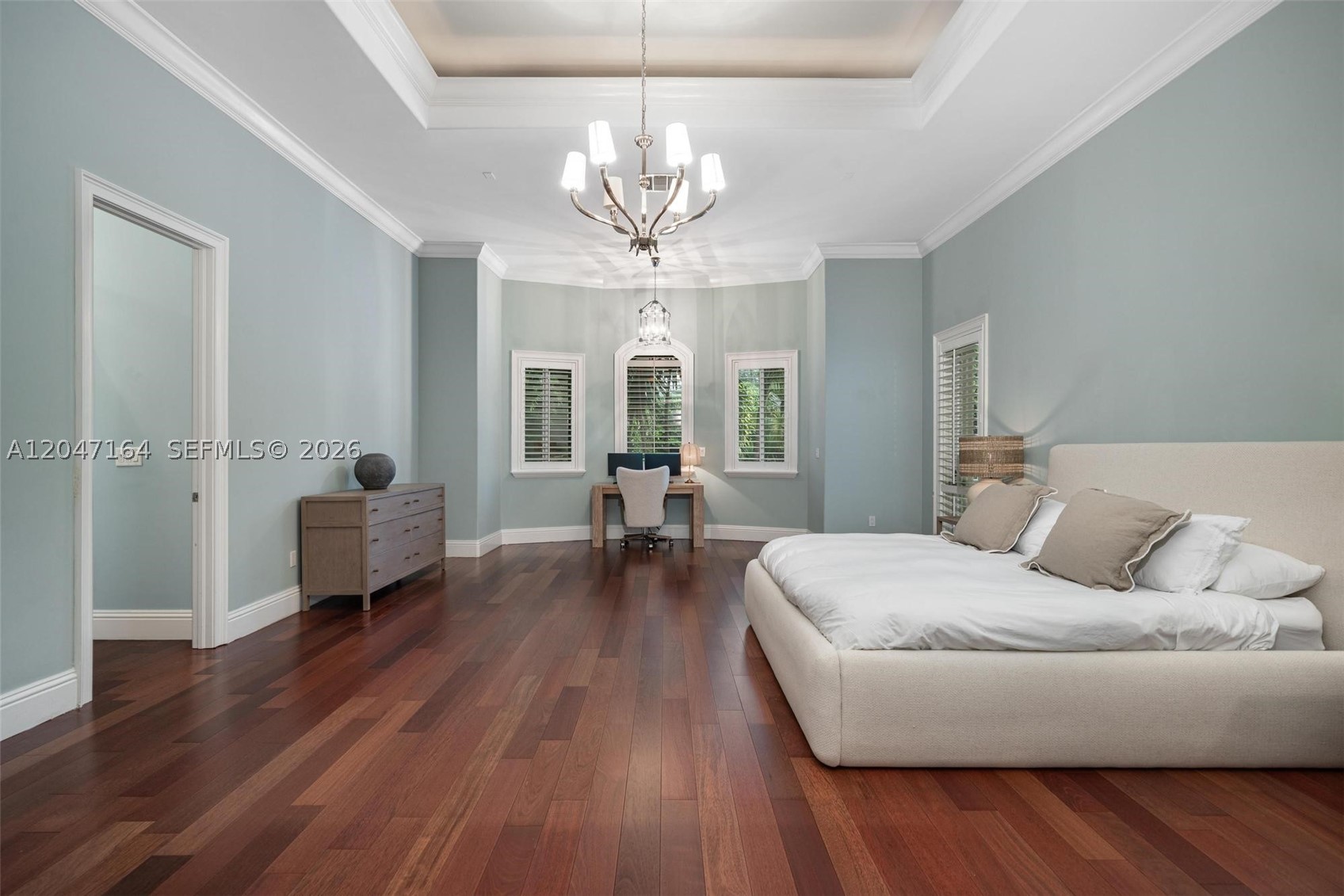 6890 SW 94th St, Pinecrest FL 33156