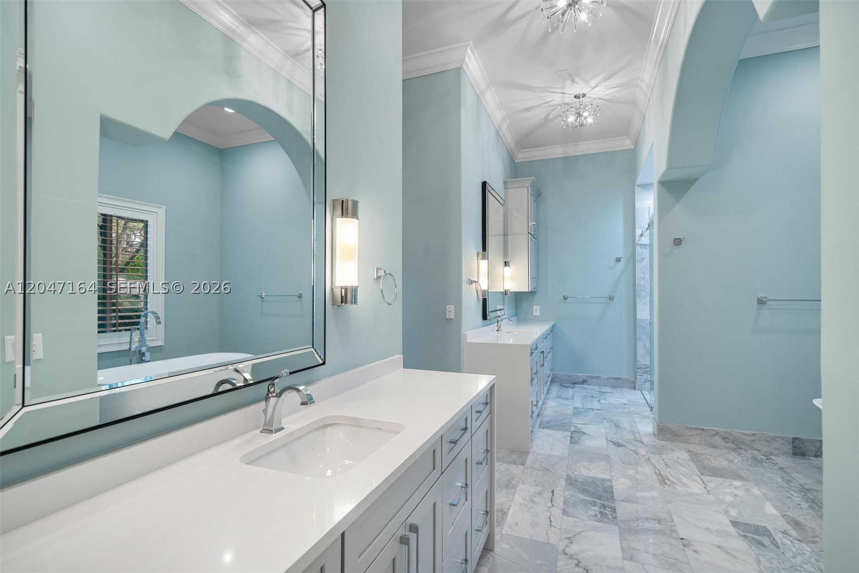 6890 SW 94th St, Pinecrest FL 33156