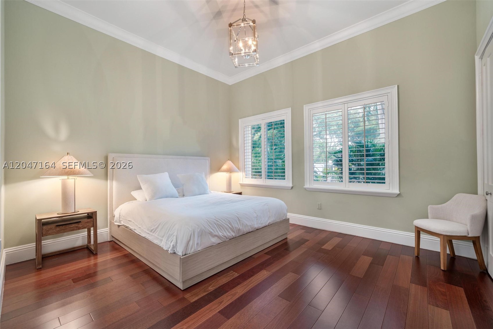 6890 SW 94th St, Pinecrest FL 33156
