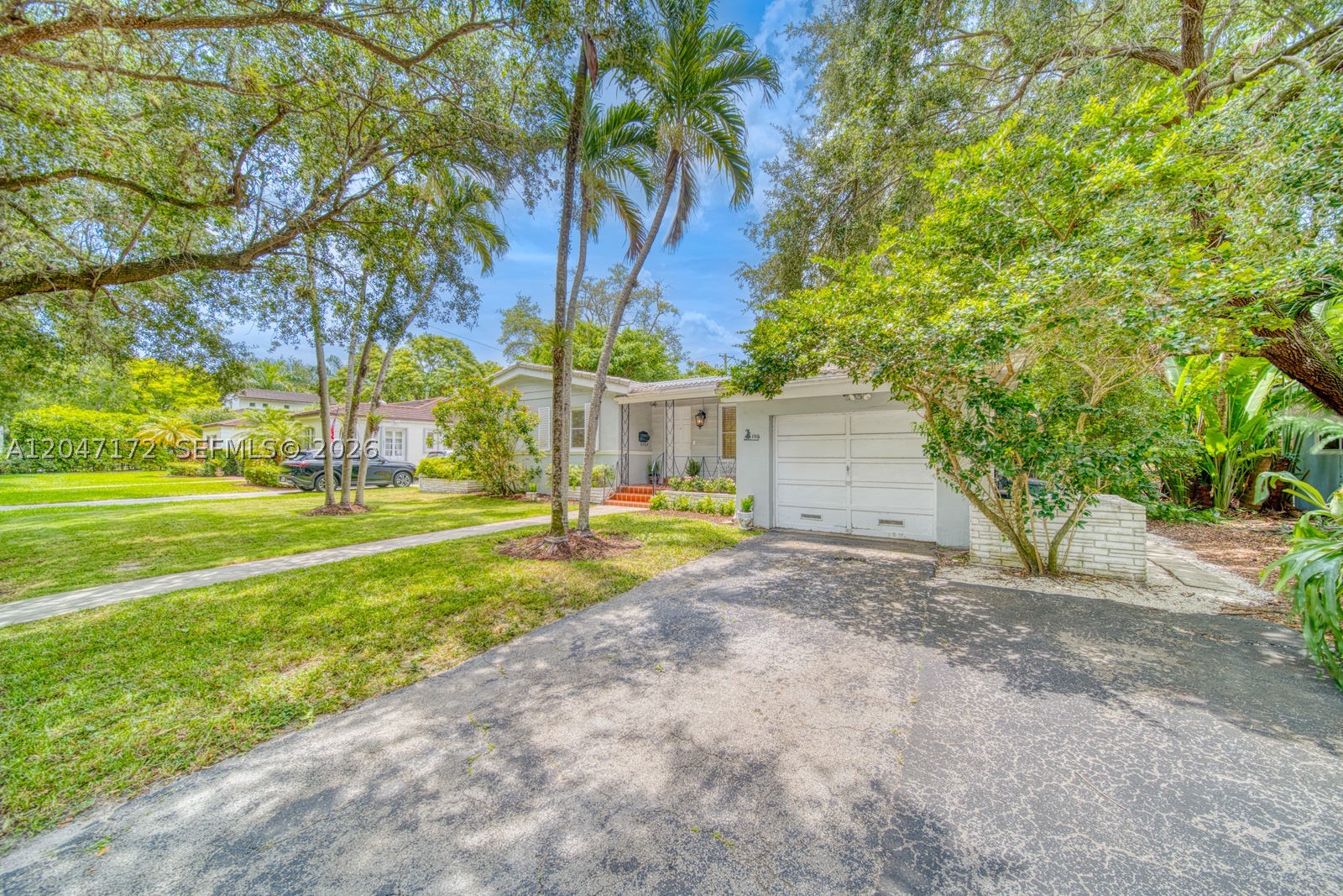 1116 Almeria Ave, Coral Gables FL 33134