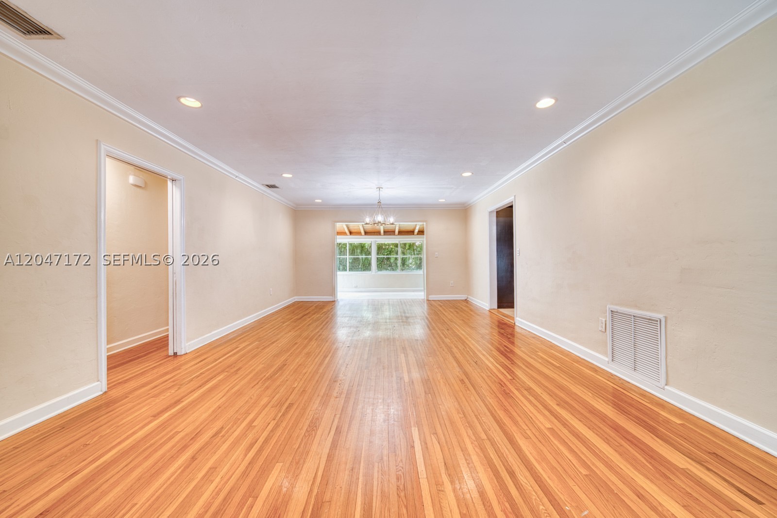 1116 Almeria Ave, Coral Gables FL 33134