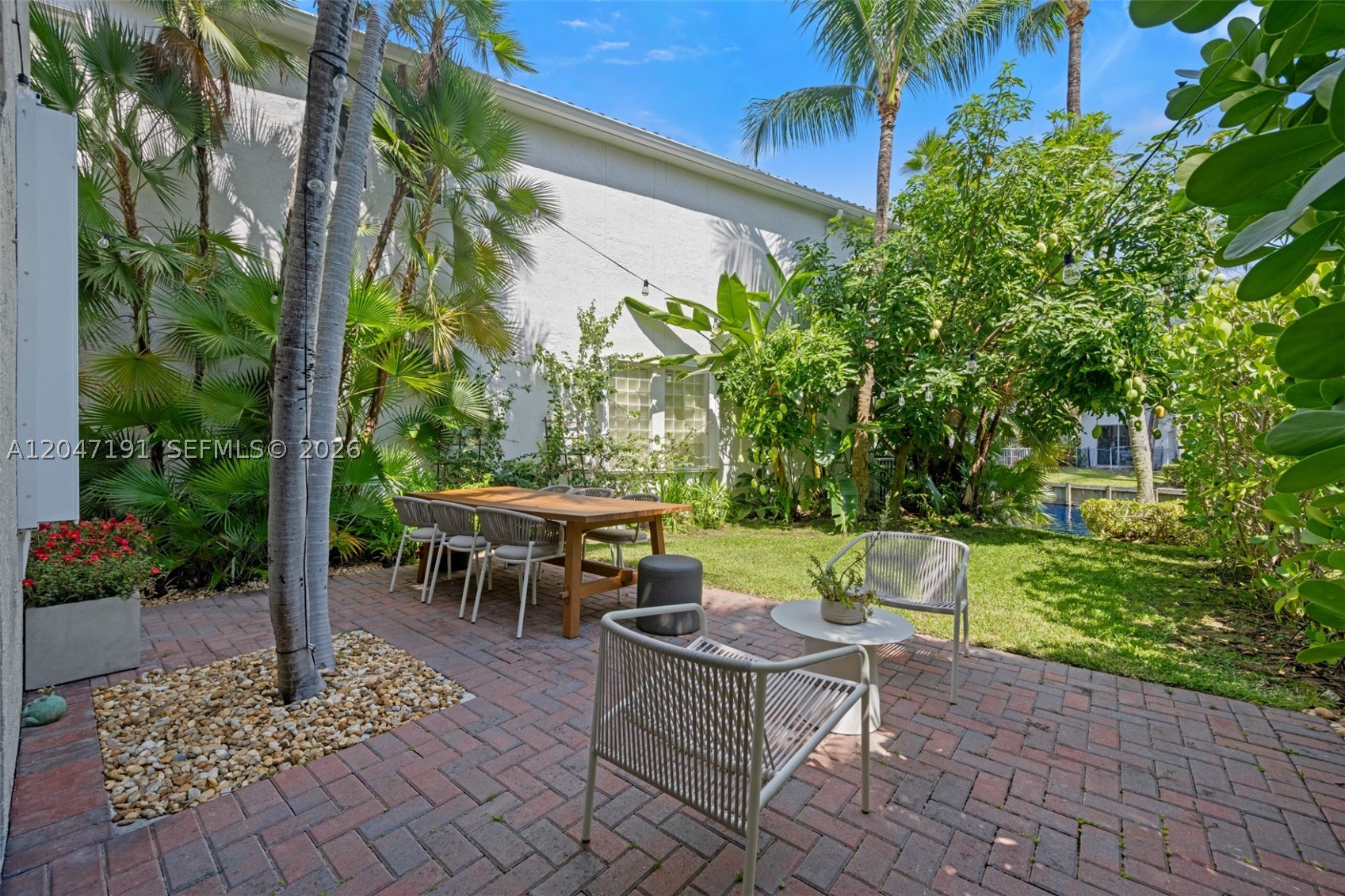 3030 NE 208th St, Aventura FL 33180
