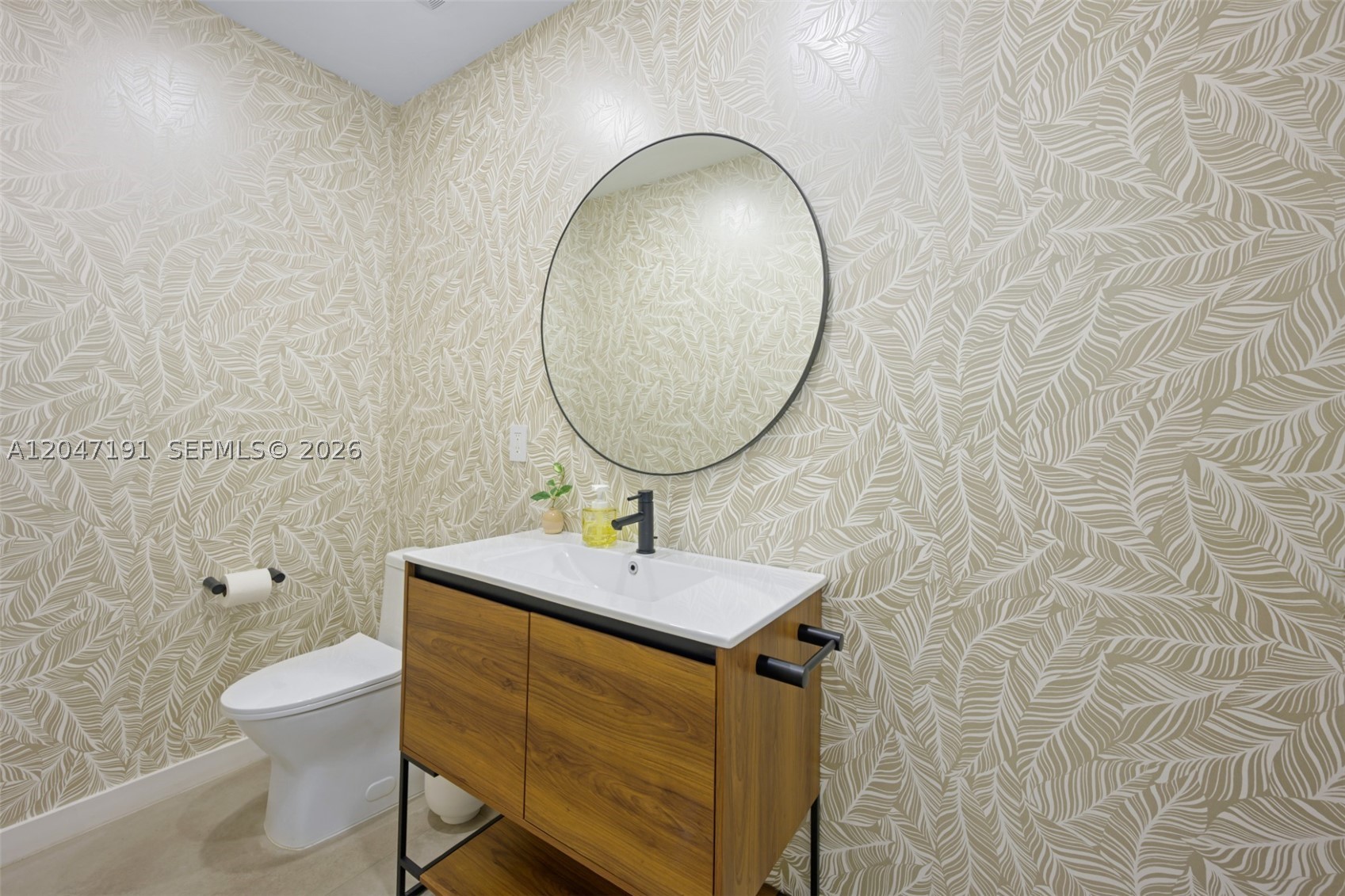 3030 NE 208th St, Aventura FL 33180