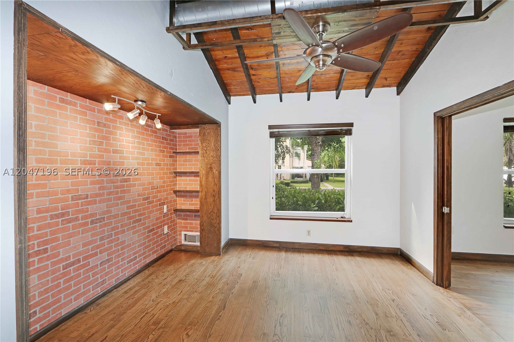 221 Camilo Ave, Coral Gables FL 33134