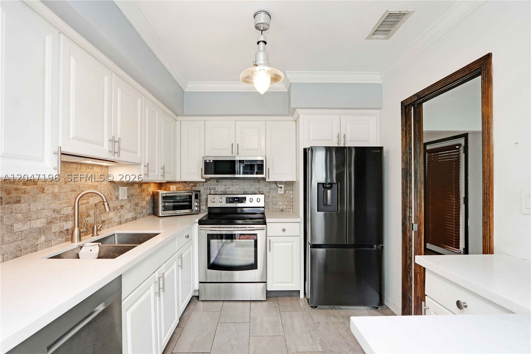 221 Camilo Ave, Coral Gables FL 33134