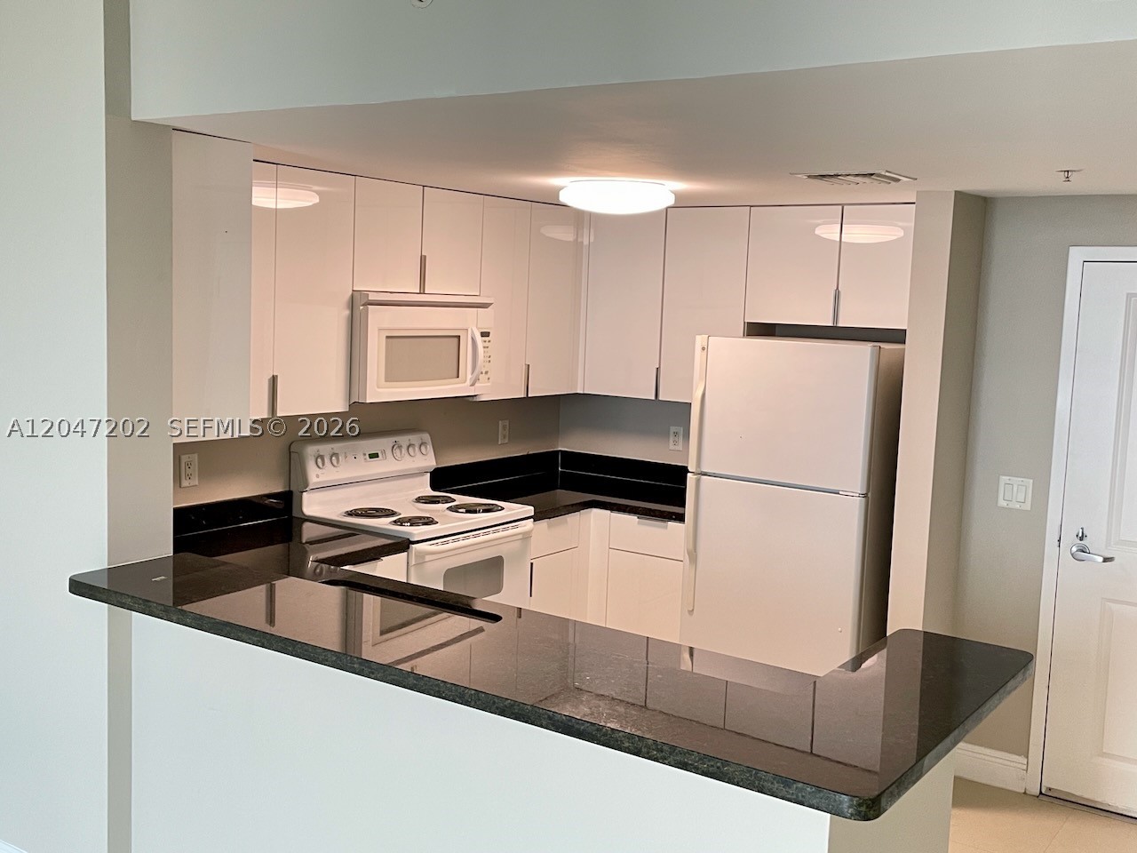 1250 S Miami Ave #2111, Miami FL 33130