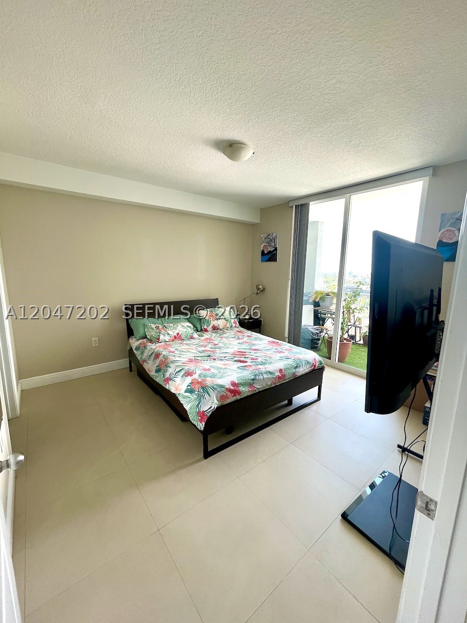 1250 S Miami Ave #2111, Miami FL 33130