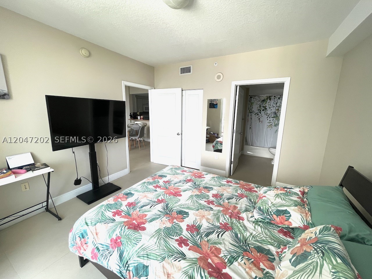 1250 S Miami Ave #2111, Miami FL 33130