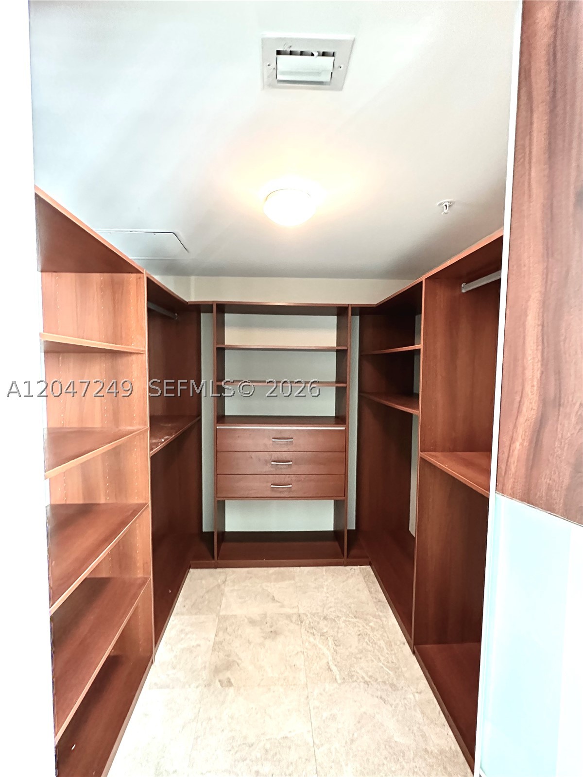 1800 N Bayshore Dr #2315, Miami FL 33132