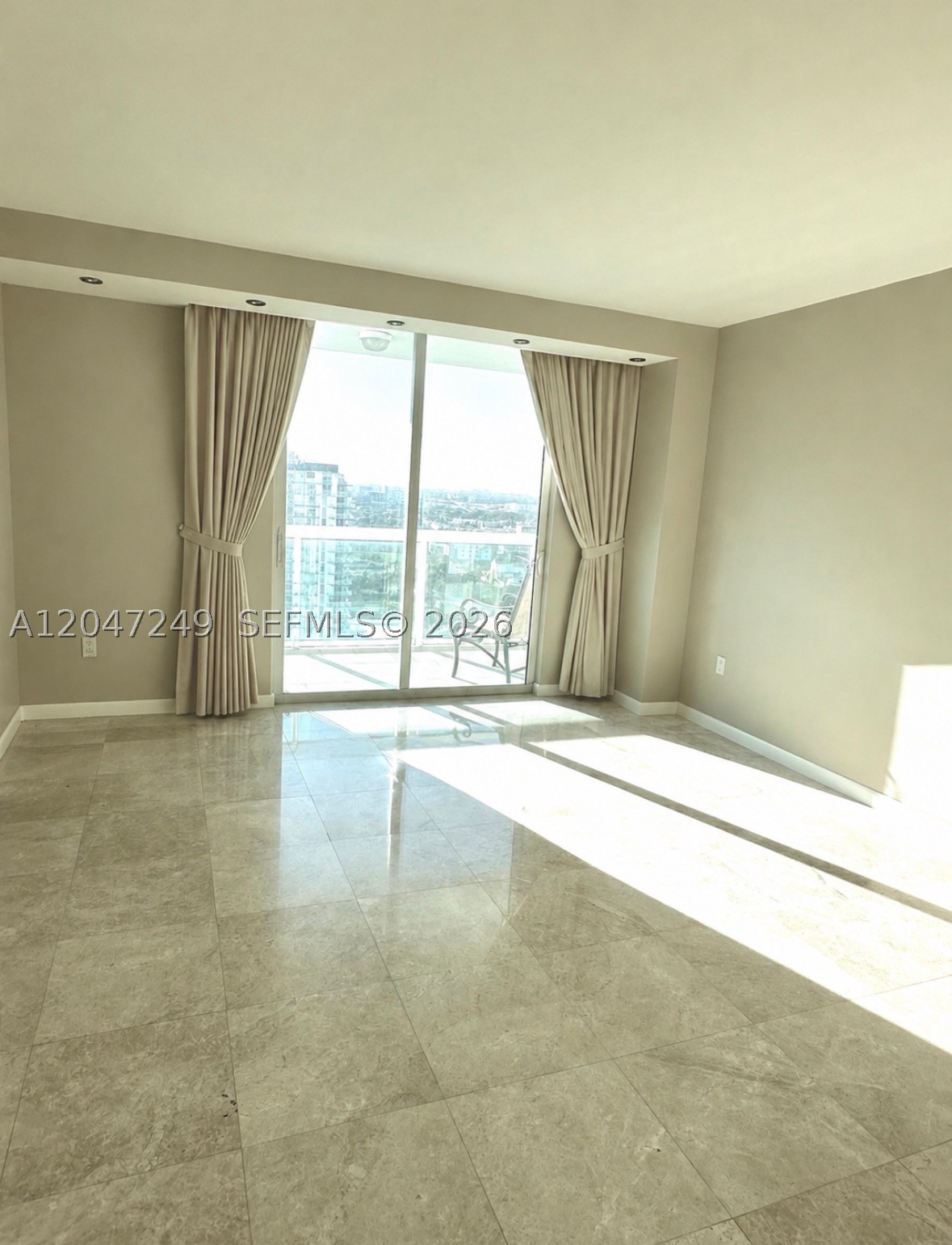 1800 N Bayshore Dr #2315, Miami FL 33132