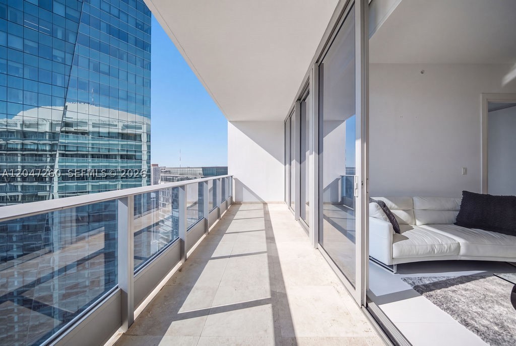 200 Biscayne Boulevard Way #5110, Miami FL 33131