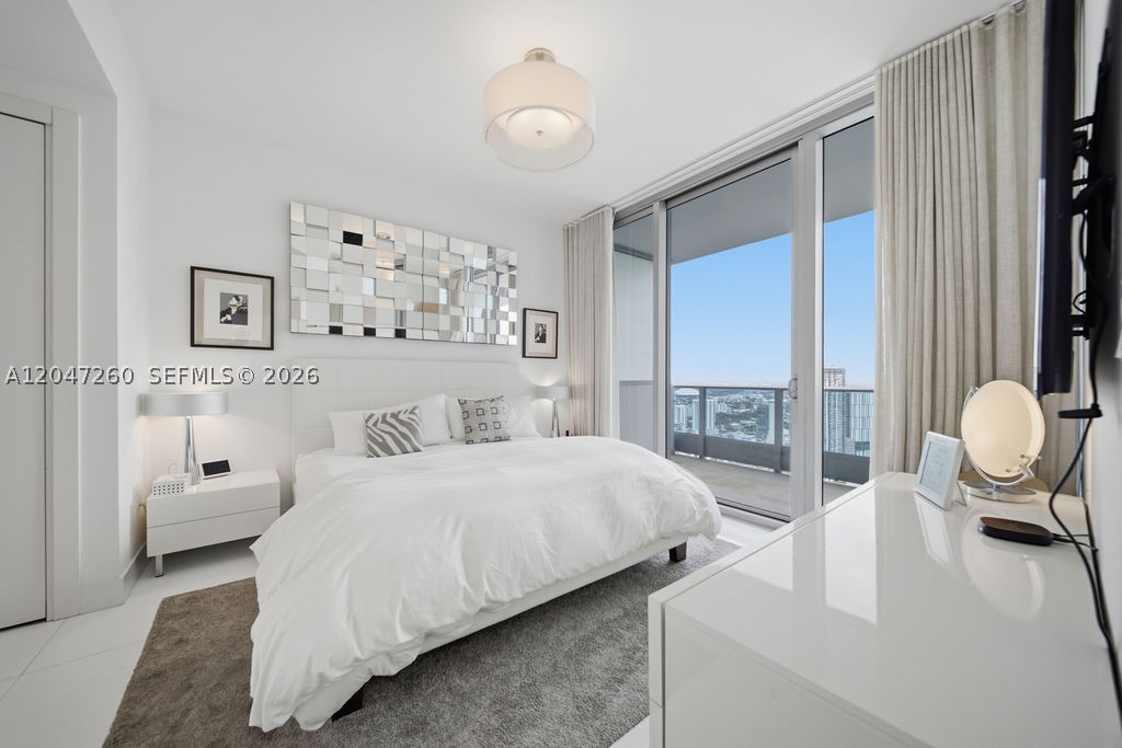 200 Biscayne Boulevard Way #5110, Miami FL 33131