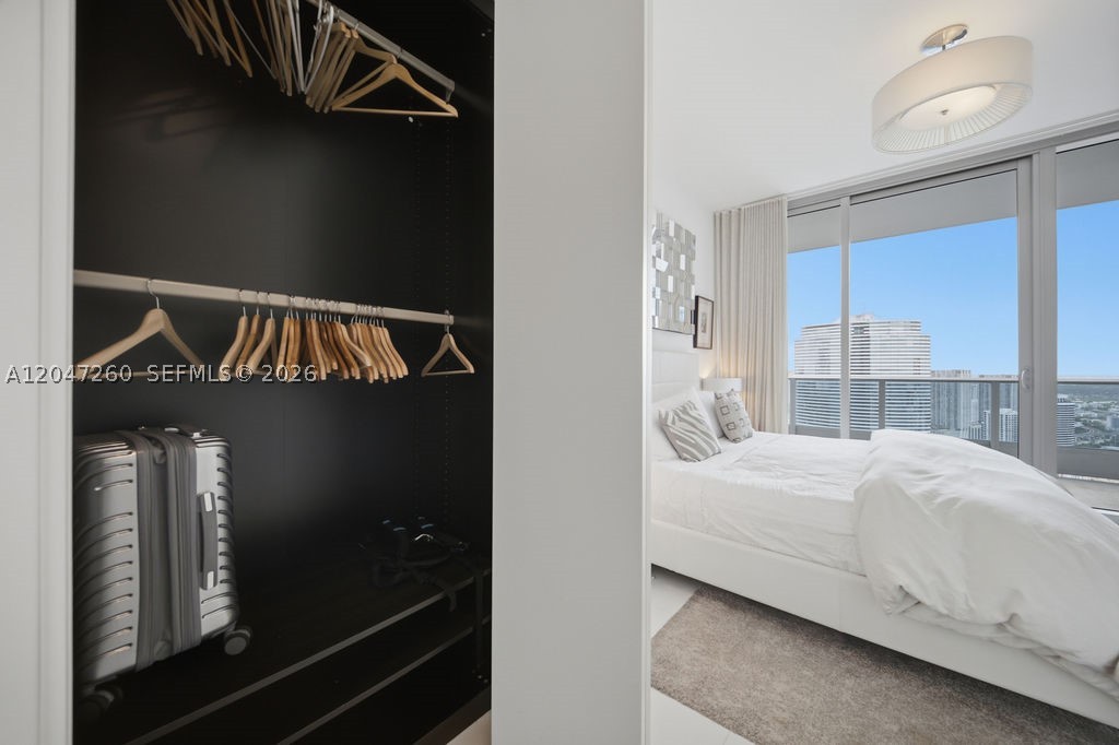 200 Biscayne Boulevard Way #5110, Miami FL 33131