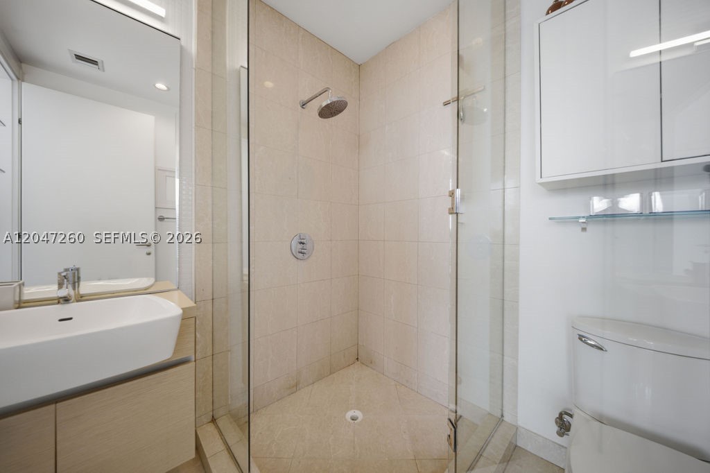 200 Biscayne Boulevard Way #5110, Miami FL 33131