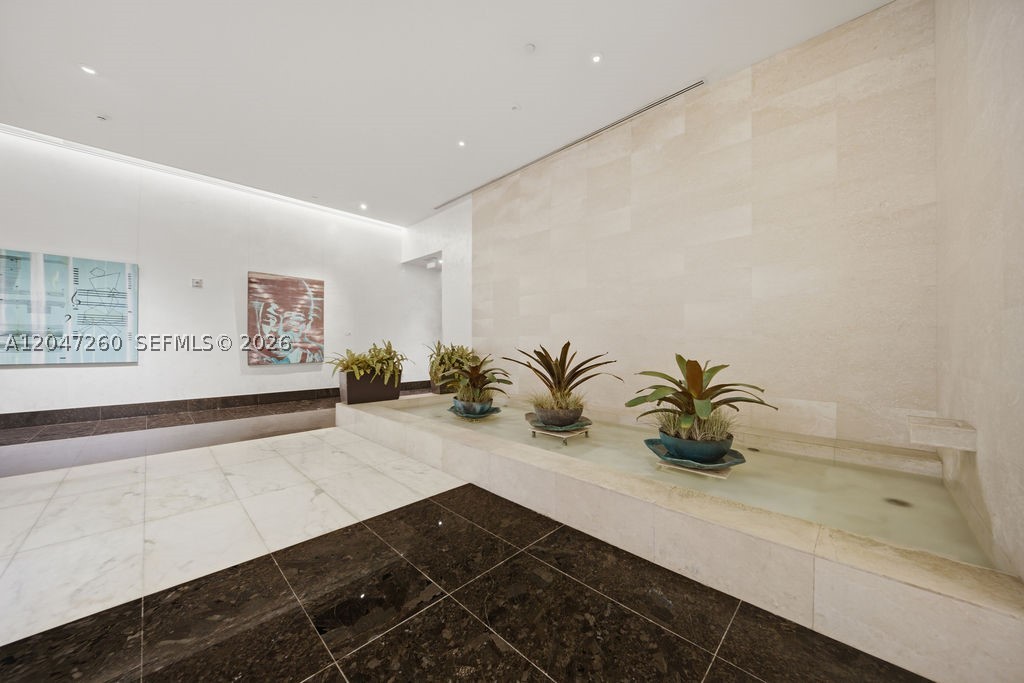 200 Biscayne Boulevard Way #5110, Miami FL 33131