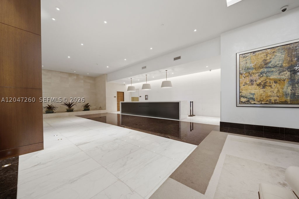 200 Biscayne Boulevard Way #5110, Miami FL 33131