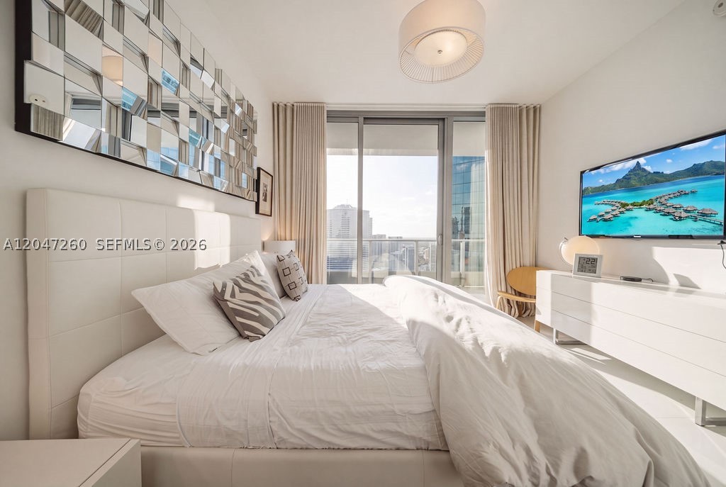 200 Biscayne Boulevard Way #5110, Miami FL 33131