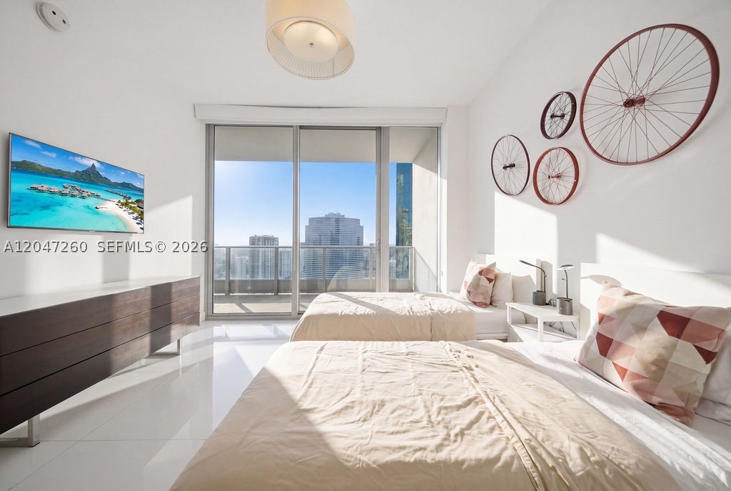 200 Biscayne Boulevard Way #5110, Miami FL 33131