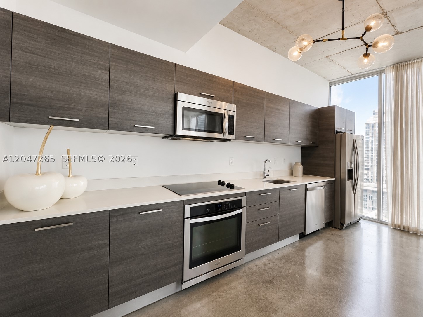 151 SE 1st St #1602, Miami FL 33131