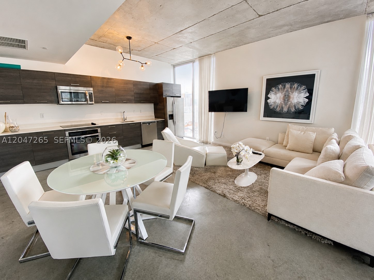 151 SE 1st St #1602, Miami FL 33131