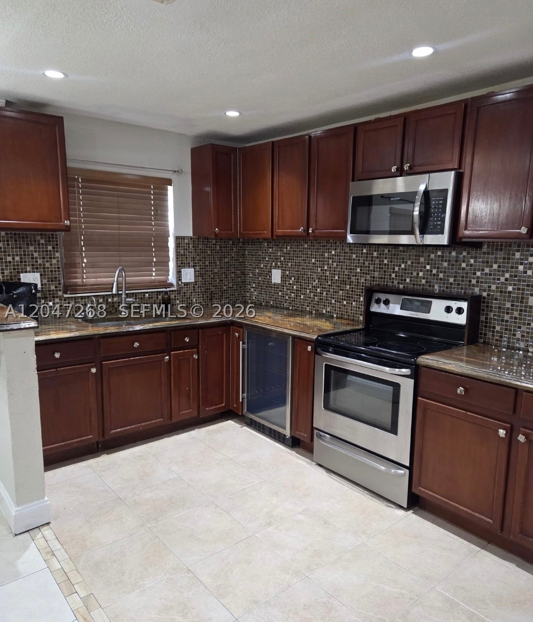 6118 Royal Palm Blvd, Margate FL 33063