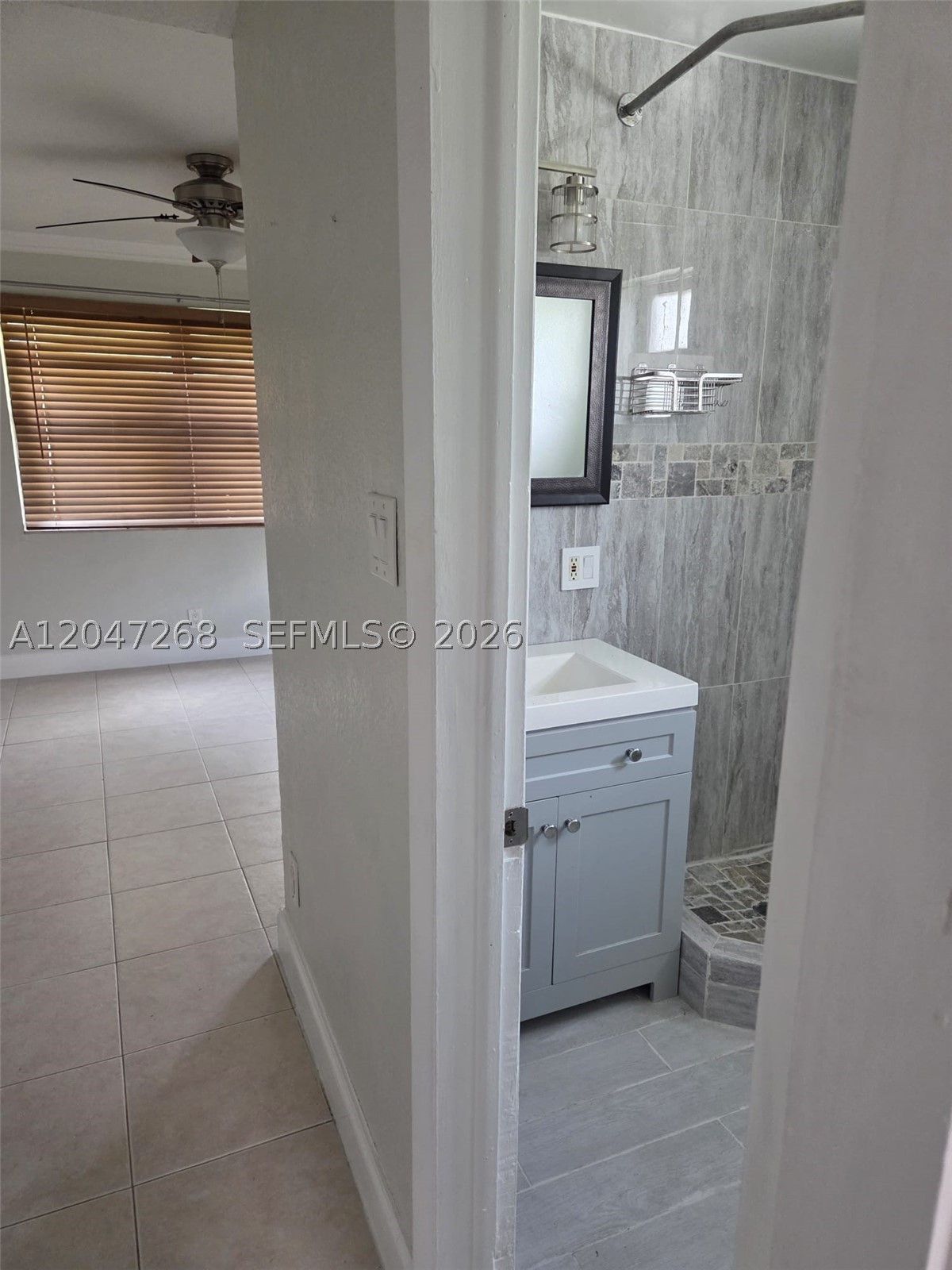 6118 Royal Palm Blvd, Margate FL 33063