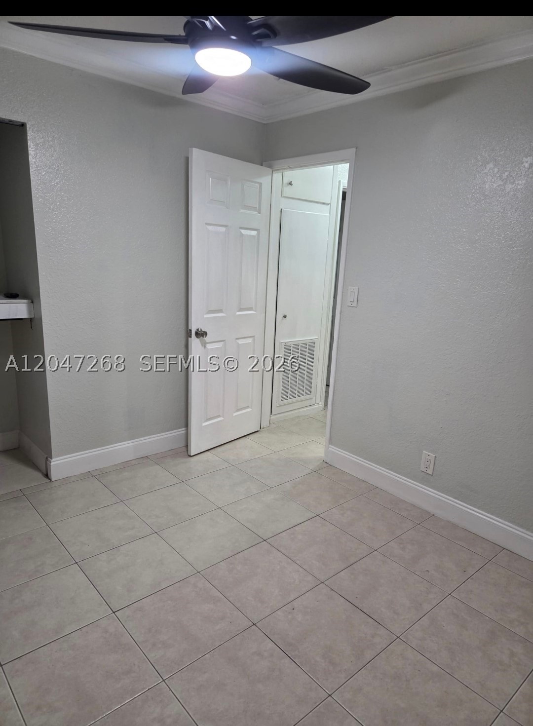 6118 Royal Palm Blvd, Margate FL 33063
