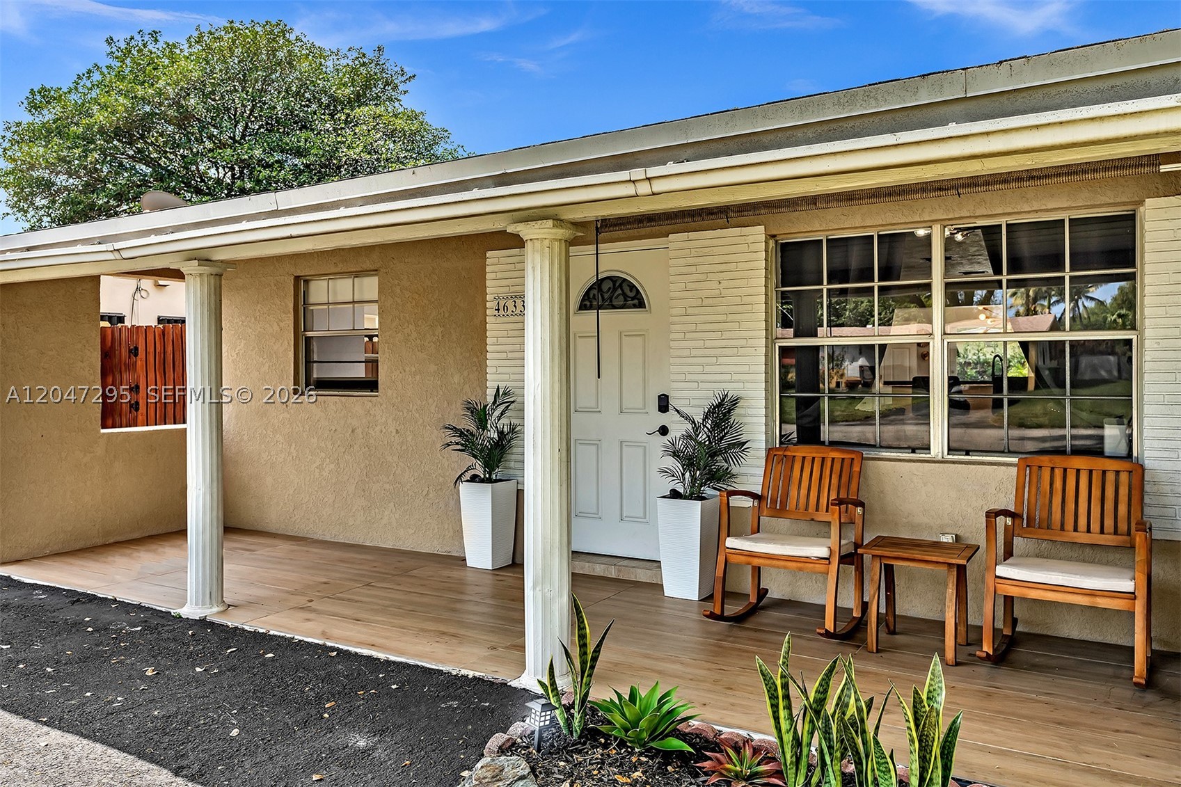 4633 SW 28th Ave, Dania Beach FL 33312