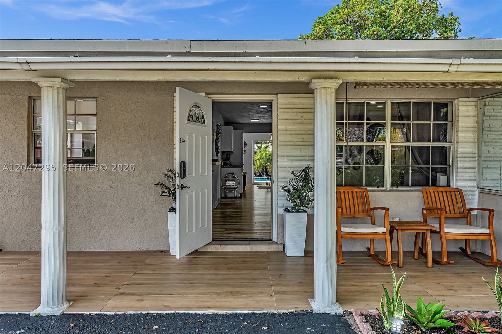 4633 SW 28th Ave, Dania Beach FL 33312