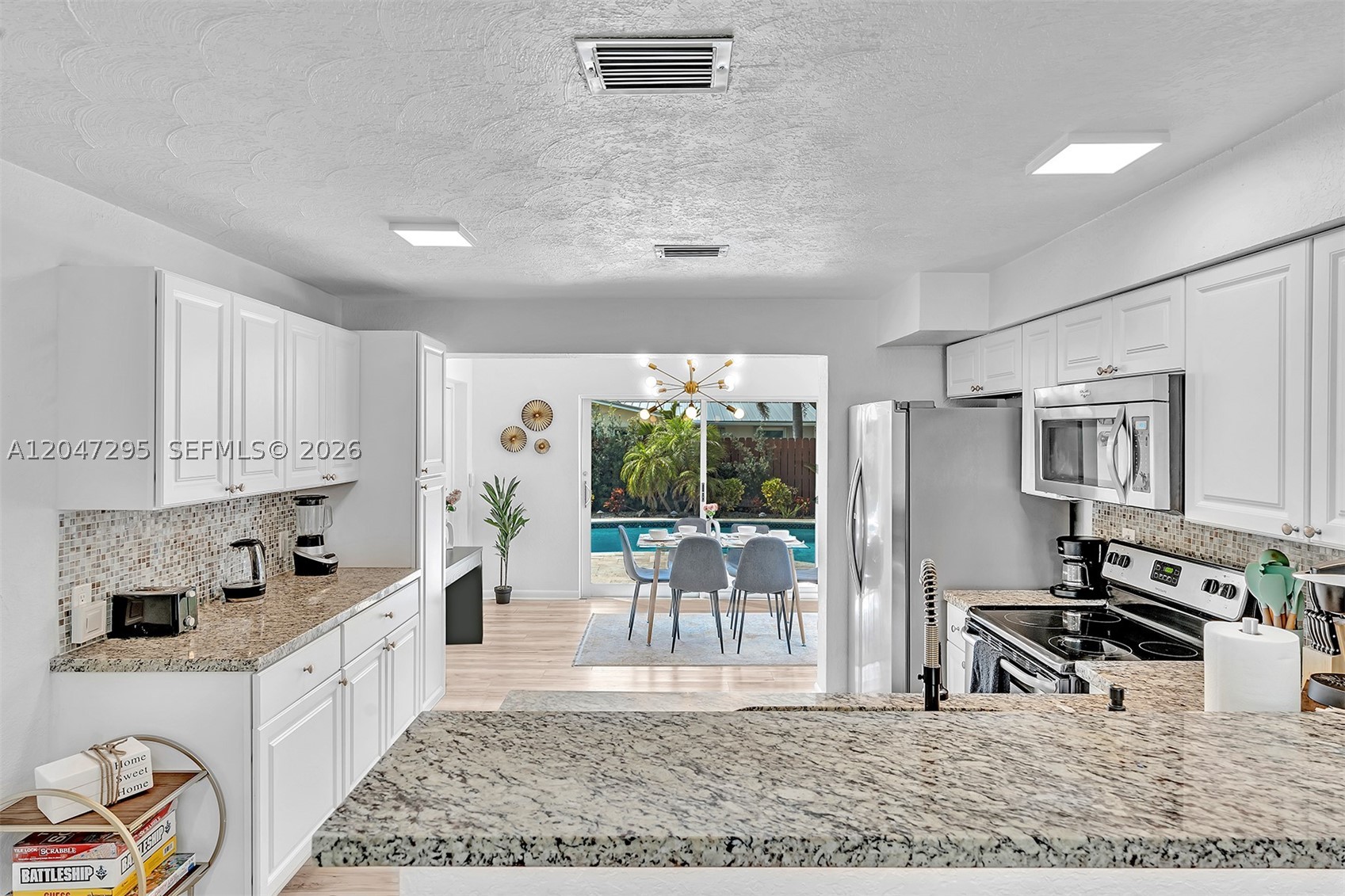 4633 SW 28th Ave, Dania Beach FL 33312