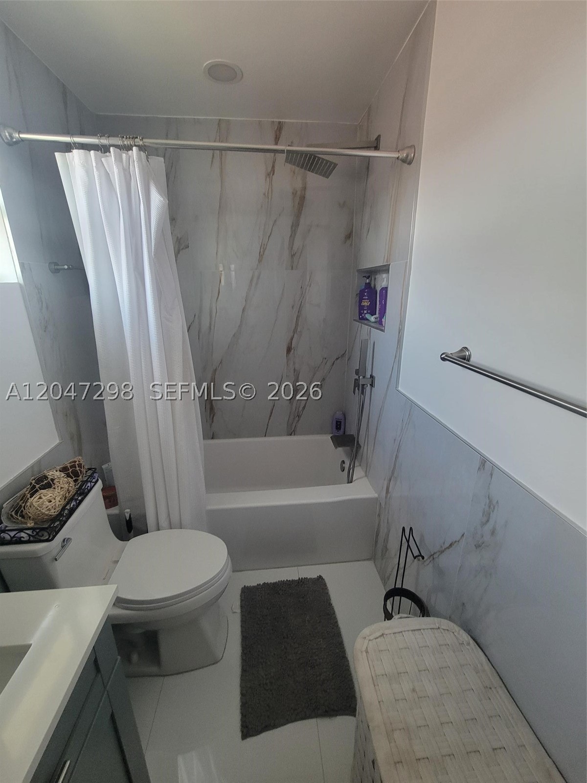 6606 Saltaire Ter, Margate FL 33063