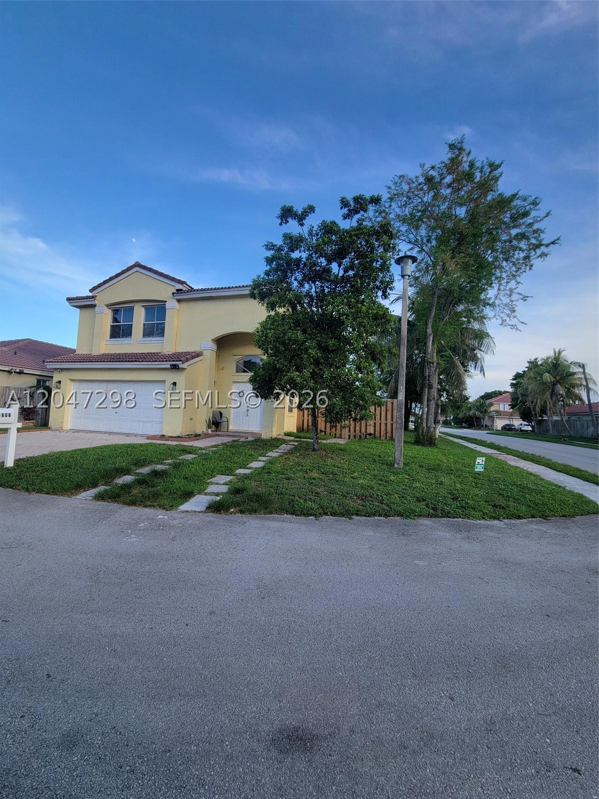 6606 Saltaire Ter, Margate FL 33063
