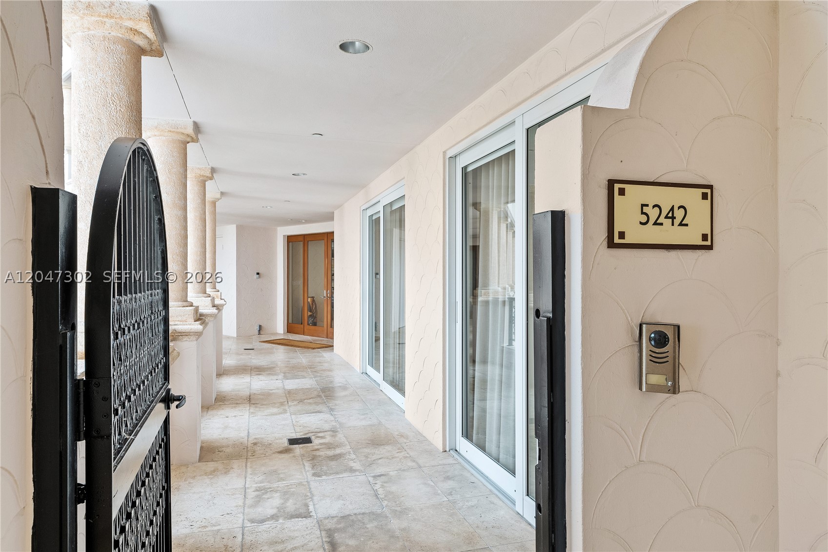5242 Fisher Island Dr #5242, Miami Beach FL 33109