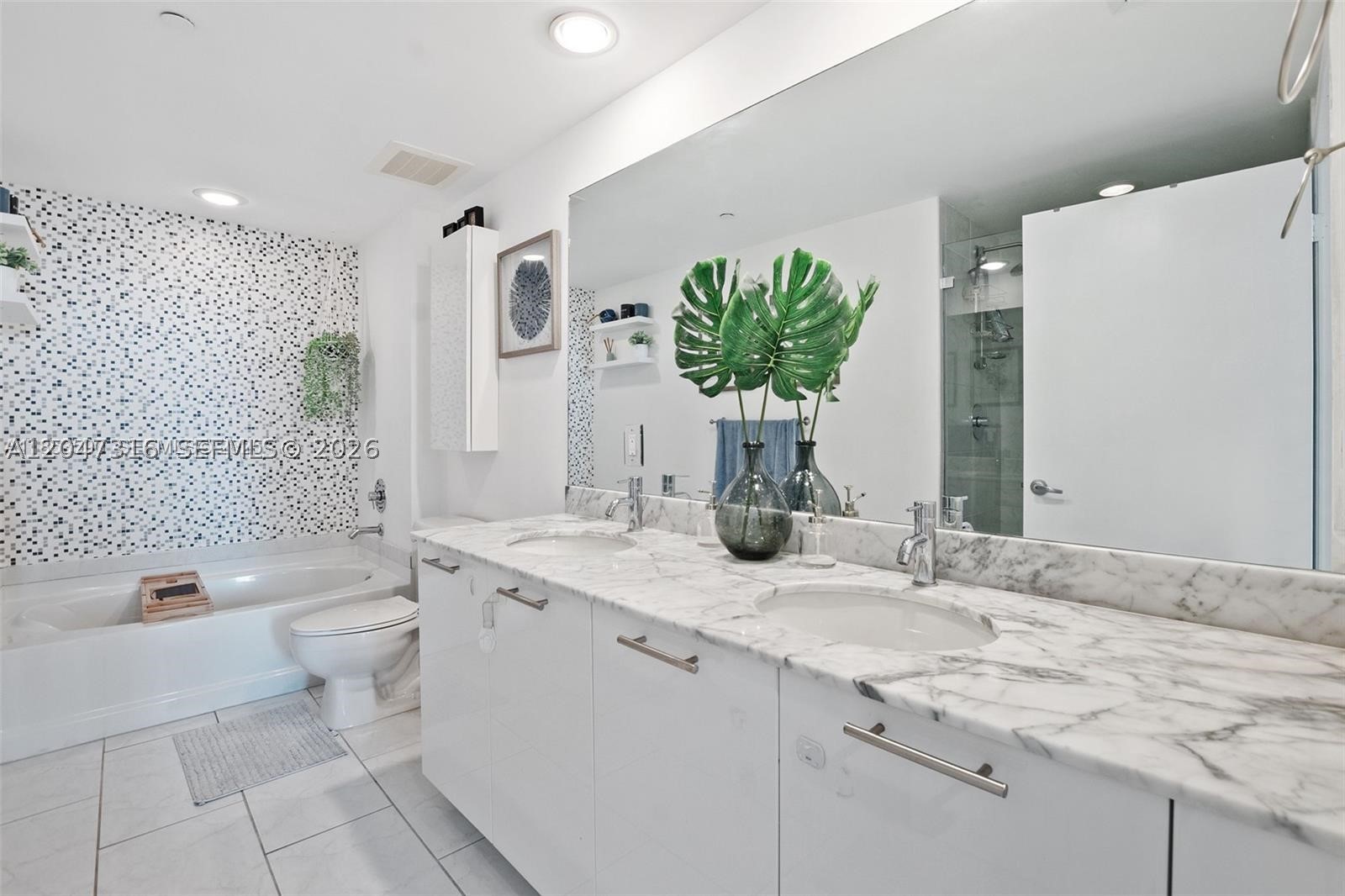 951 Brickell Ave #3207, Miami FL 33131